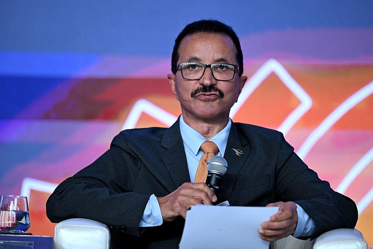 Uğur Genç Acıbadem CEO: Public Information Gap Analysis